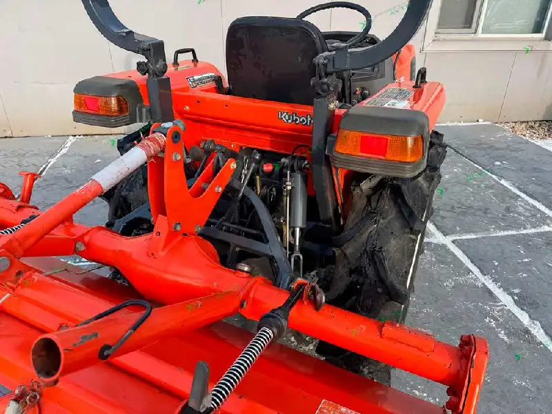 Продам Японский минитрактор Kubota GL240 в отличном состоянии - Запчасти в Улан-Удэ