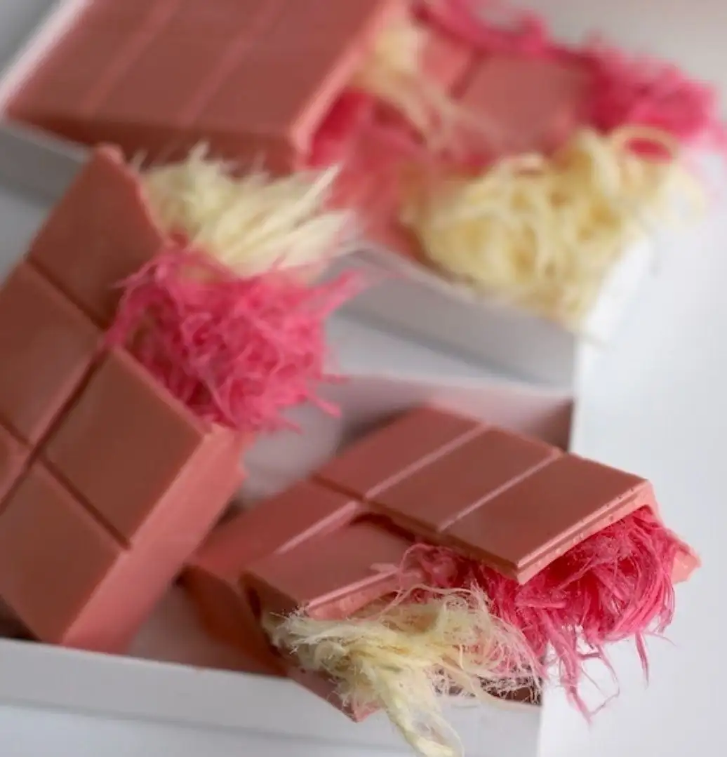 Изделия из дубайского и бельгийского шоколада на 8 Марта в Улан-Удэ - Продукты питания (Барахолка) в Улан-Удэ