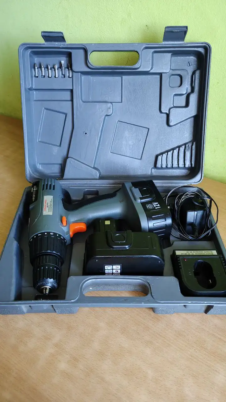 Продам шуруповёрт Энергомаш ДШ-3012 К - Барахолка в Улан-Удэ