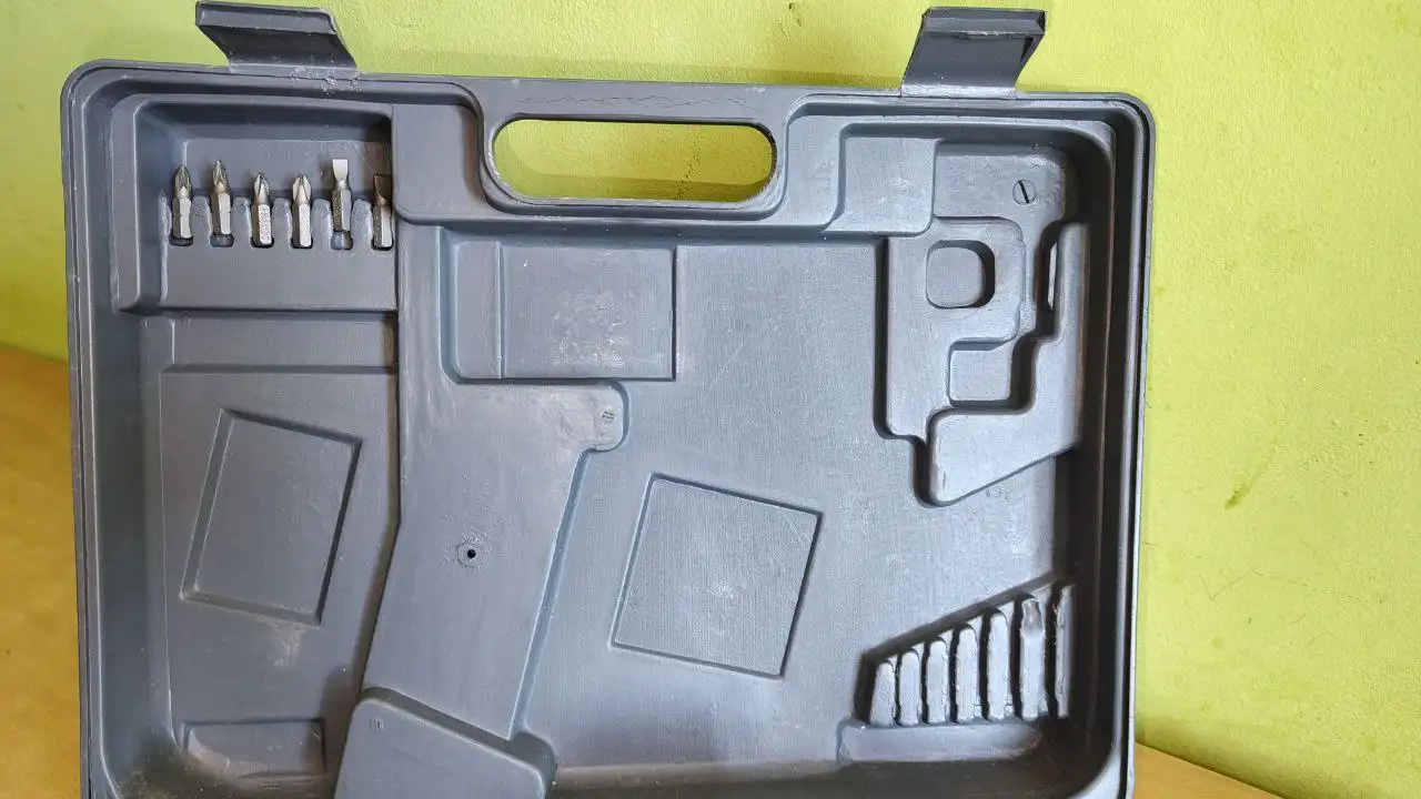 Продам шуруповёрт Энергомаш ДШ-3012 К - Барахолка в Улан-Удэ