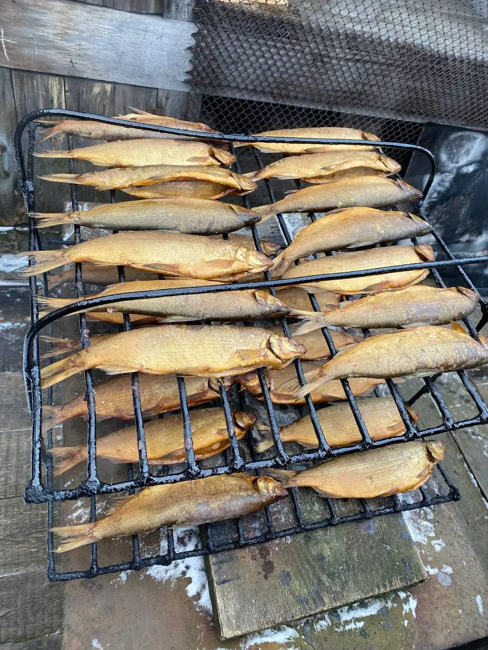 Продажа пеляди горячего копчения и малосольной - Барахолка в Улан-Удэ
