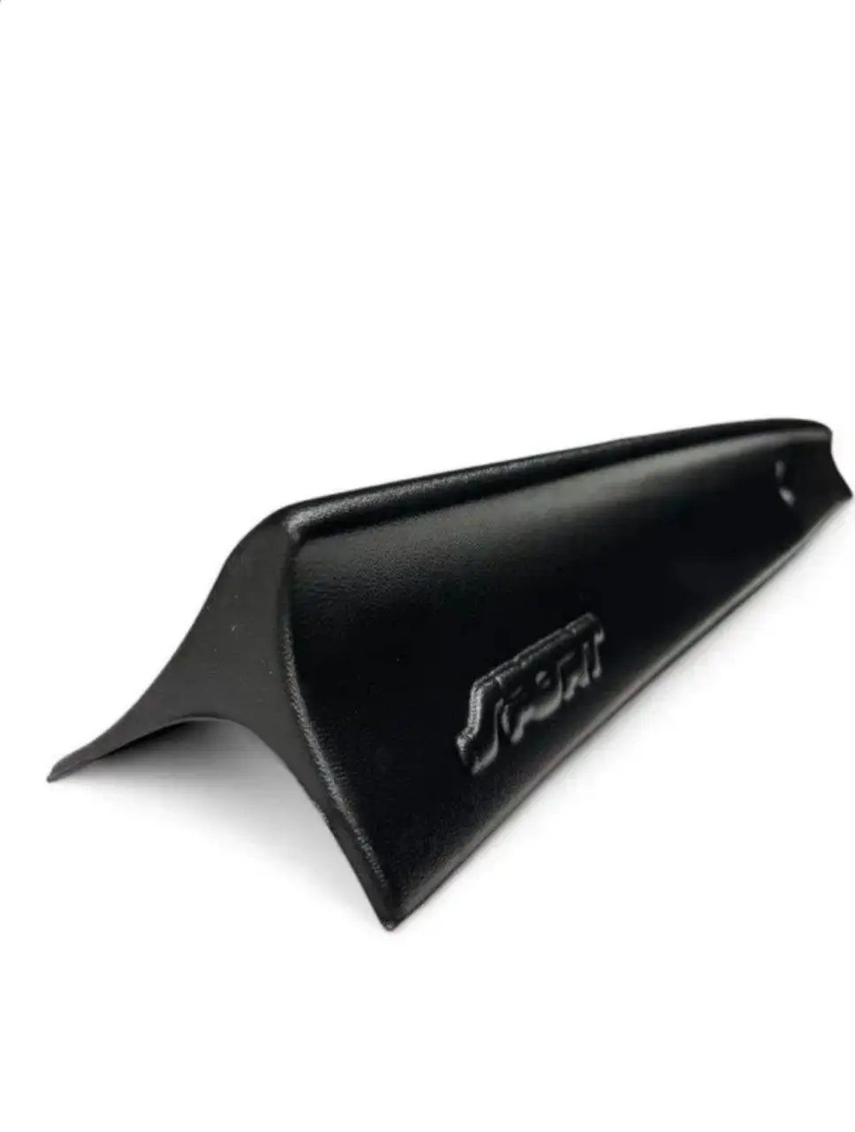 Продам губу и спойлер на ВАЗ 2107 новое - Запчасти (Авто) в Кабанск