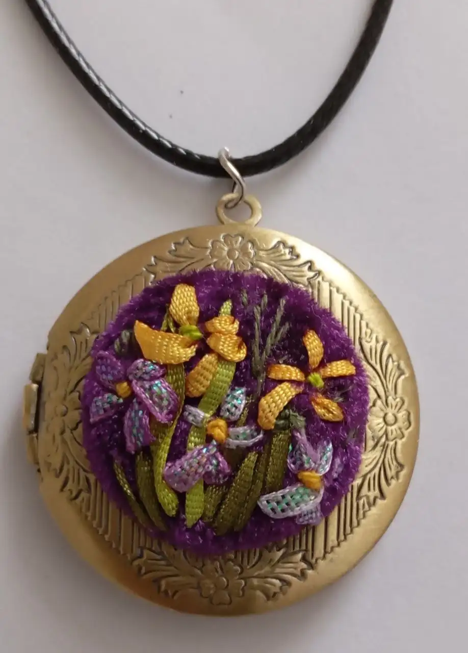 Эксклюзивная бижутерия для весенних нарядов - Бижутерия (Барахолка) в Тюмень