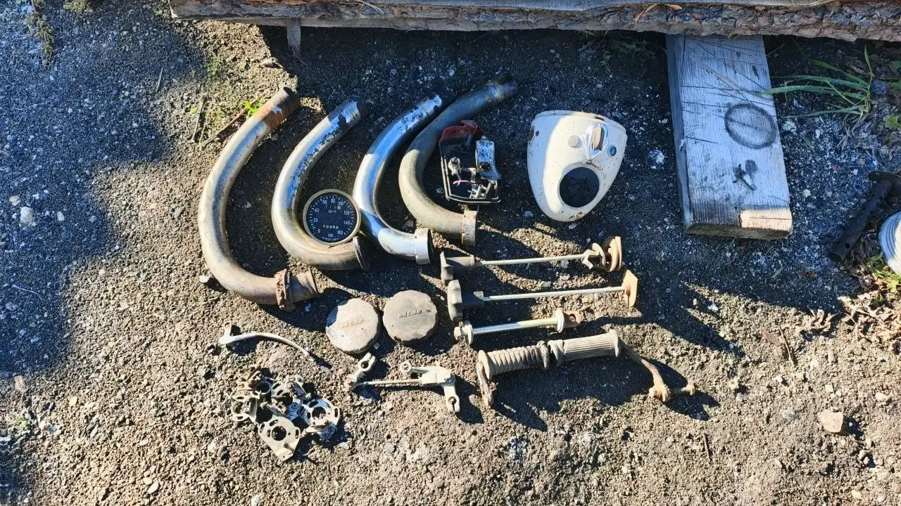 Продам запчасти на Иж Юпитер 5 - Мотоциклетные запчасти (Запчасти) в Улан-Удэ