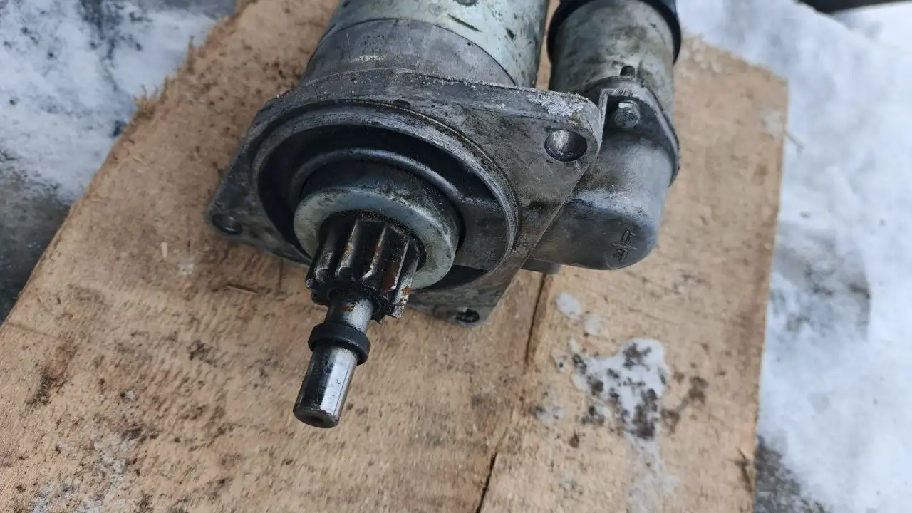 Продам стартер рабочий от ВАЗ 2109 - Автозапчасти (Запчасти) в Кабанск