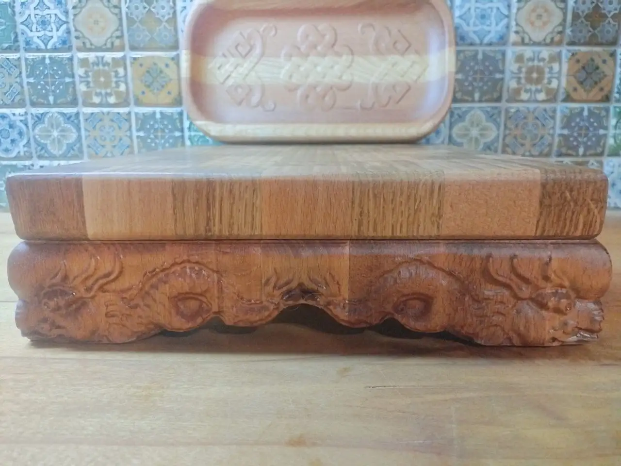 Резная разделочная доска с блюдом из ценных пород дерева - Кухонная утварь (Для дома и дачи) в Улан-Удэ