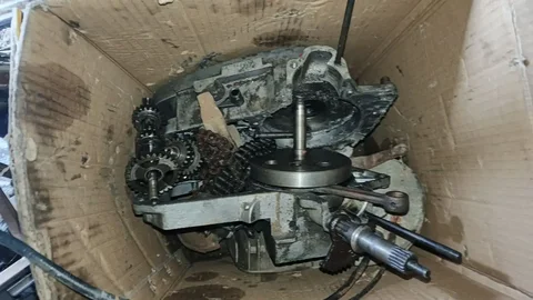 Двигатель и запчасти от Минск 125 СССР - Автозапчасти в Кабанск