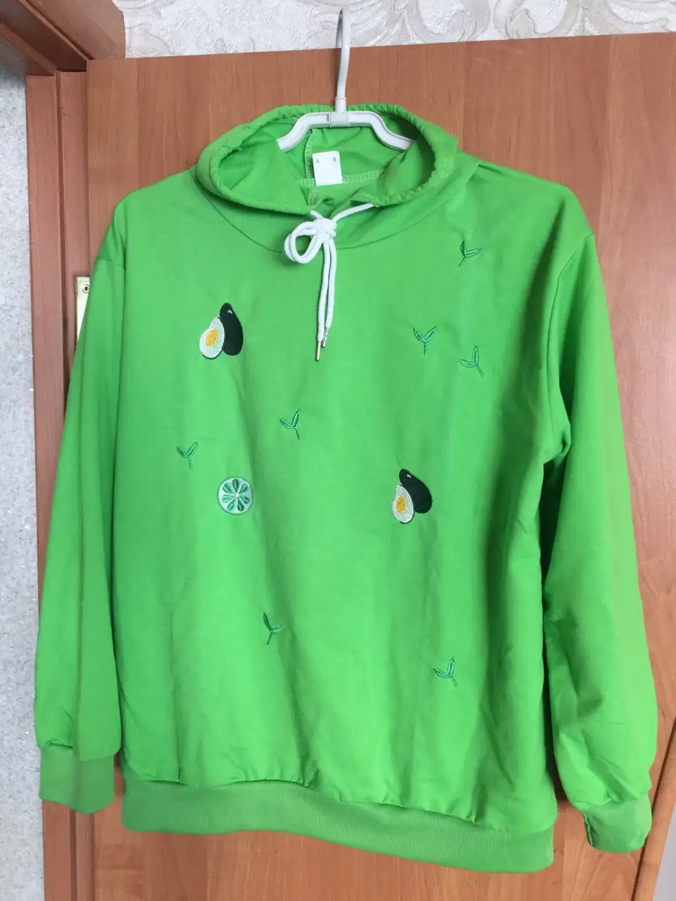 Новая толстовка 46-48 - Верхняя одежда (Одежда) в Улан-Удэ