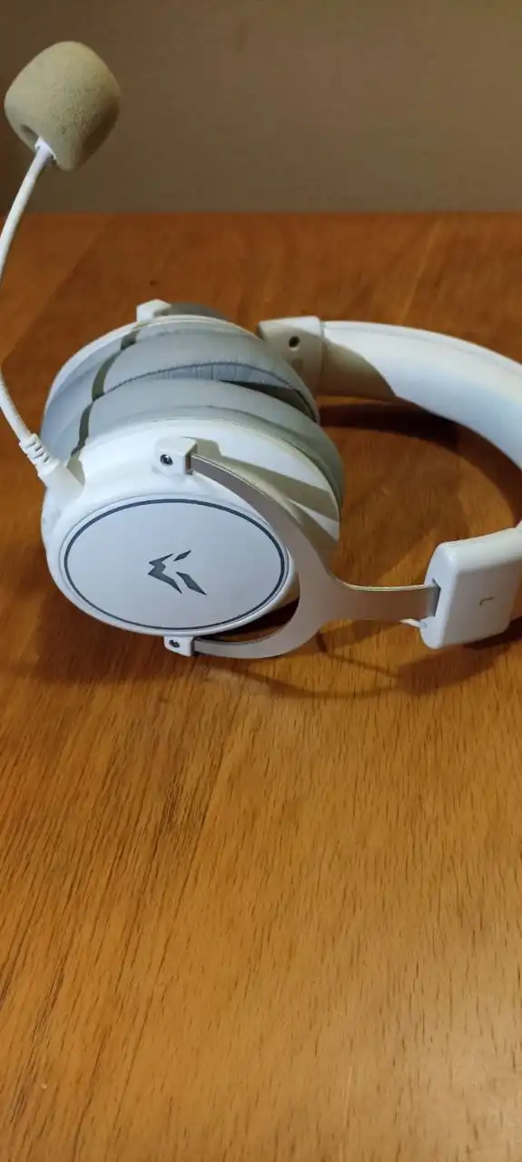 Белые игровые наушники Ardor gaming