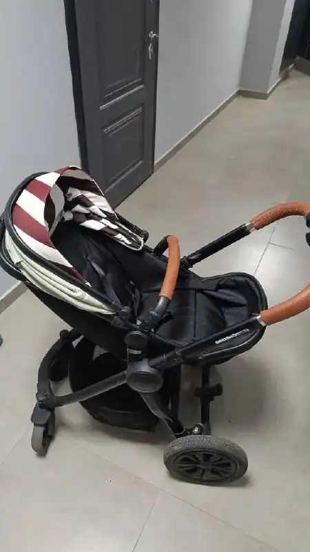 Продажа б/у коляски 2в1 с комплектом аксессуаров