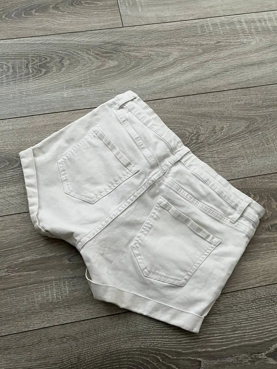 Продажа винтажных вещей: свитшот Chanel, шорты H&M, джинсовые юбки - Винтажная одежда (Одежда) в Уфа