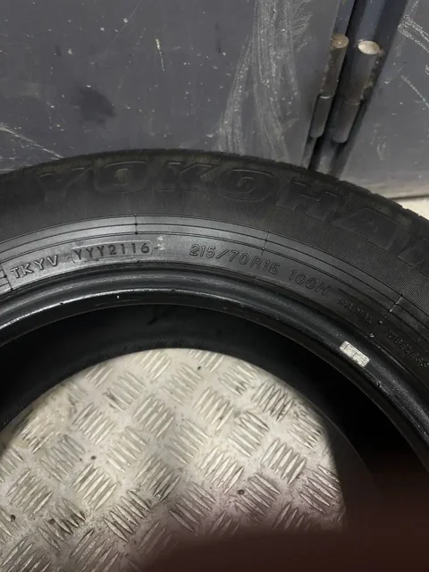 Комплект летней резины Yokohama 215/70 R16 - Запчасти в Уфа