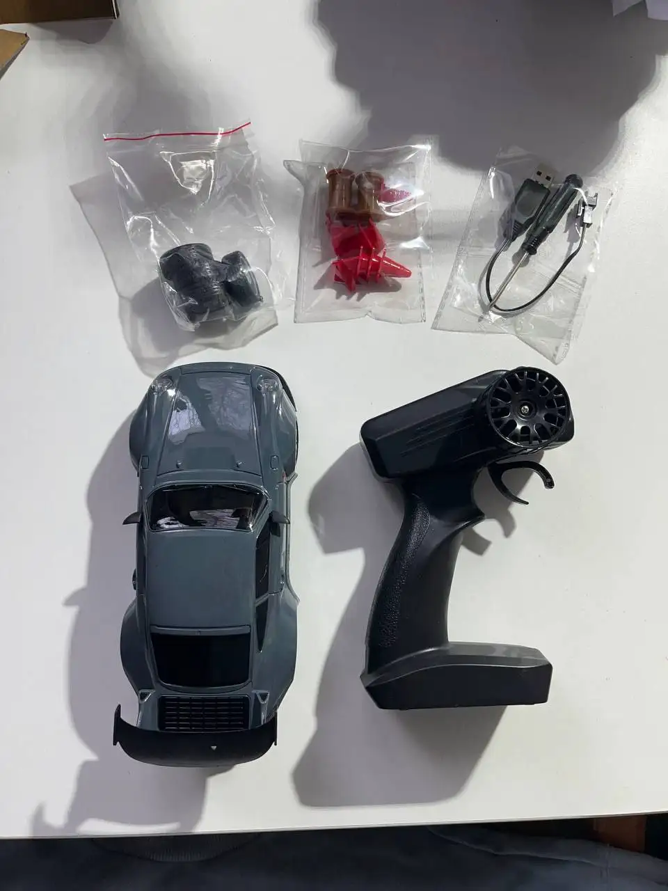 Дрифт-машина Porsche 911 на радиоуправлении с гироскопом - Радиоуправляемые модели (Хобби и отдых) в Уфа