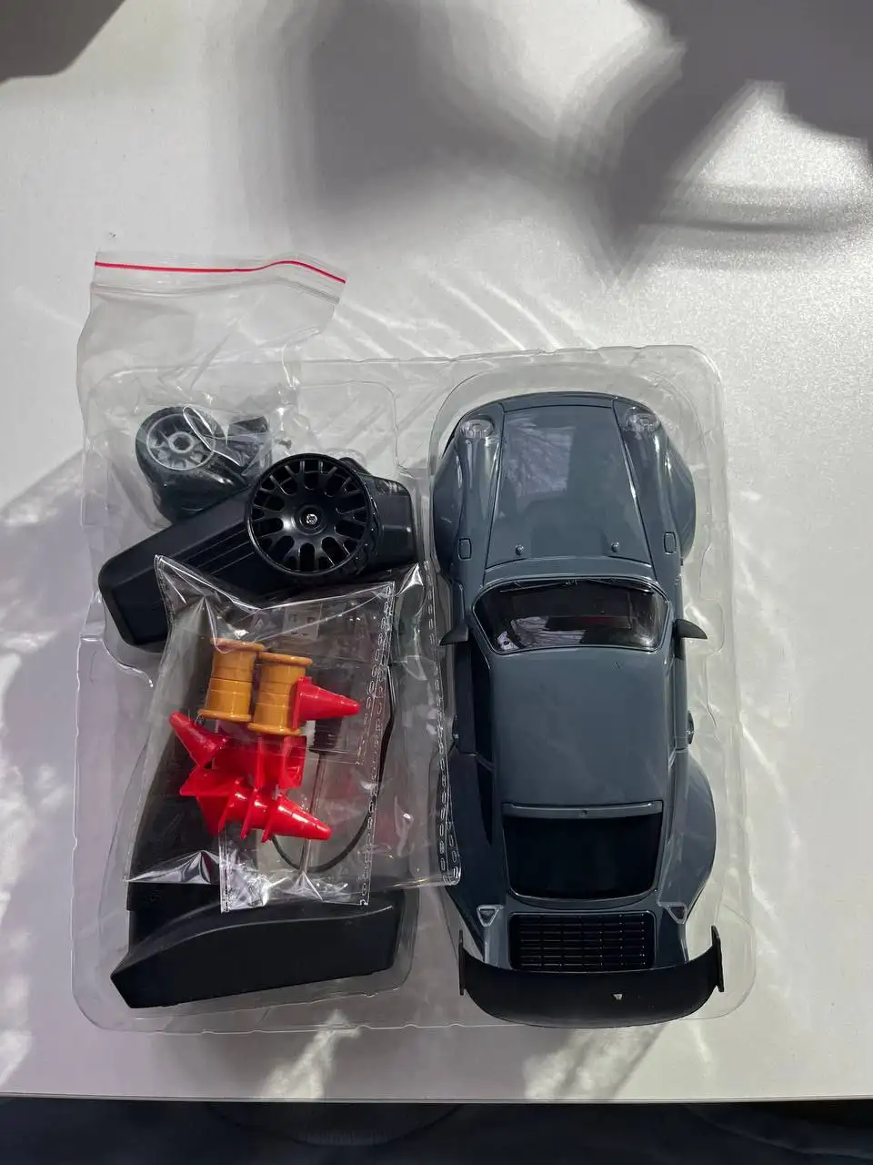 Дрифт-машина Porsche 911 на радиоуправлении с гироскопом - Радиоуправляемые модели (Хобби и отдых) в Уфа