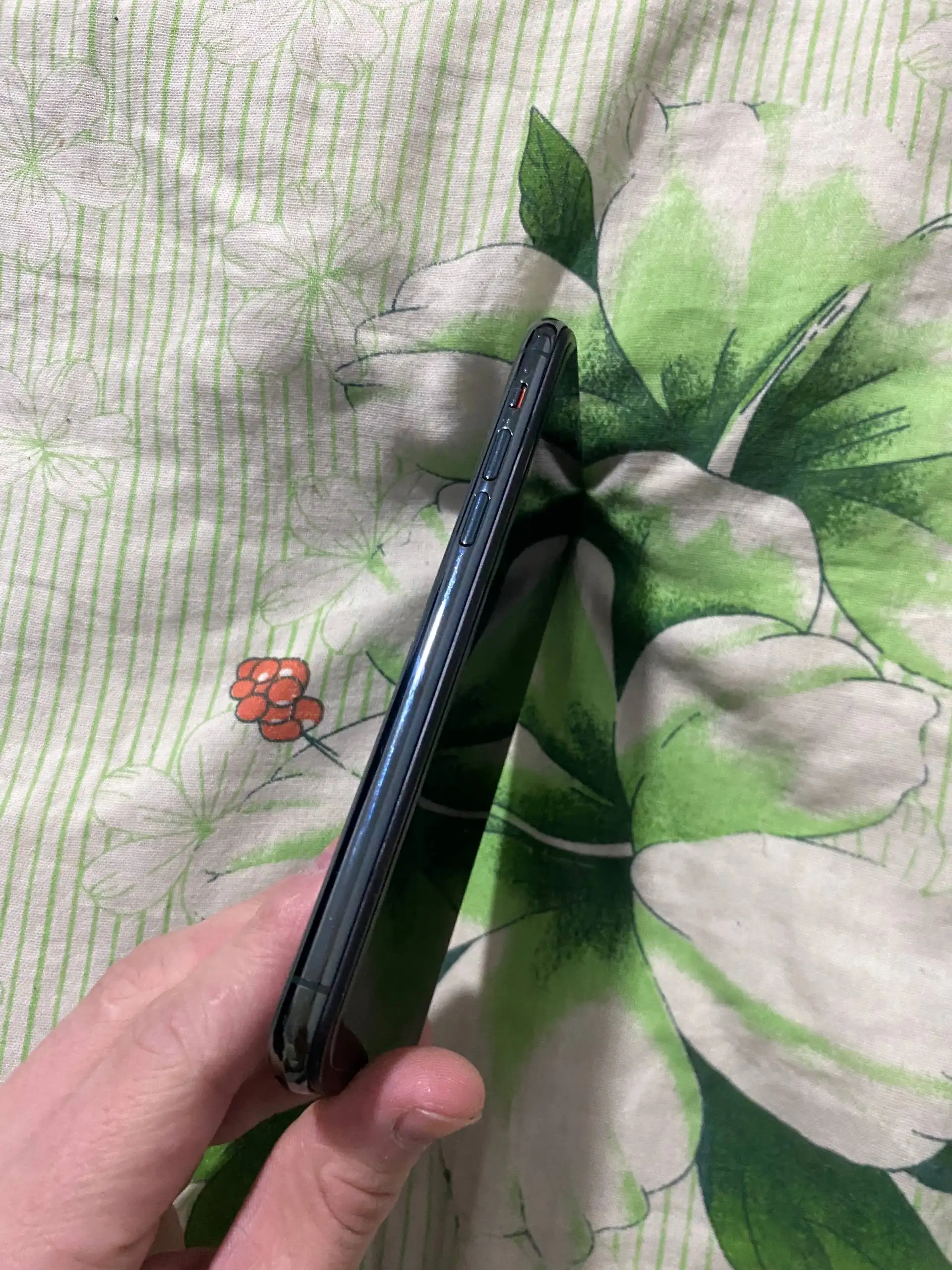 Продажа iPhone 11 Pro 256 ГБ зеленого цвета - Смартфоны (Электроника) в Уфа