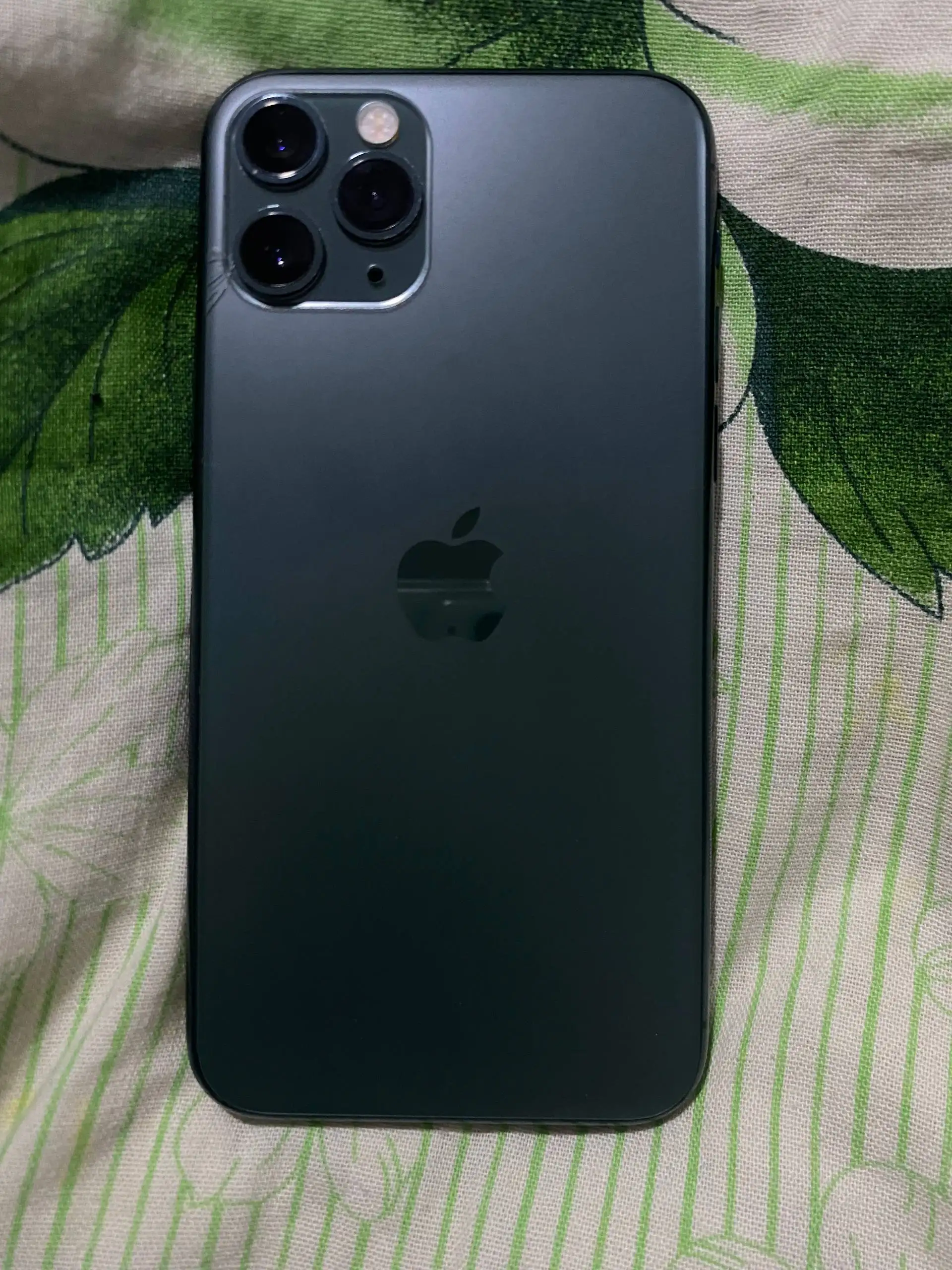 Продажа iPhone 11 Pro 256 ГБ зеленого цвета - Смартфоны (Электроника) в Уфа