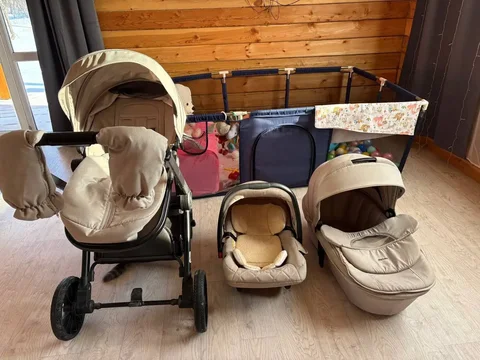 Продажа коляски после одного сезона - Товары для детей в Уфа