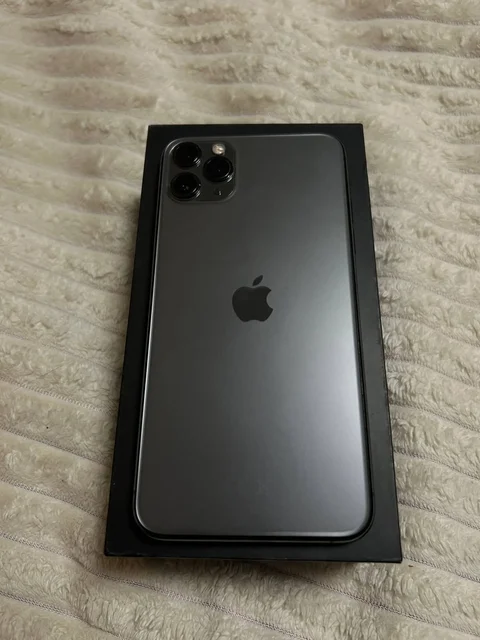iPhone 11 Pro Max 256 ГБ черный - Аудиотехника и оргтехника в Уфа