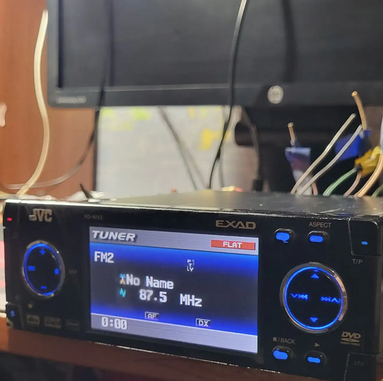 Автомагнитола JVC KD-AVX2 в хорошем состоянии - Автомобильная электроника (Электроника) в Уфа