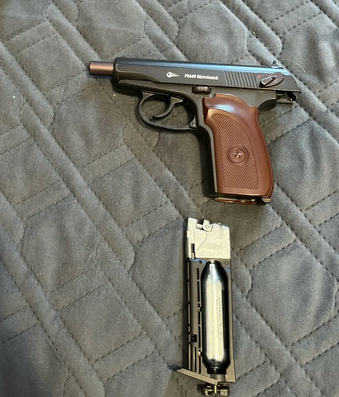 Продам пневматический пистолет Borner PM-49 Blowback - Пневматическое оружие (Хобби и отдых) в Уфа