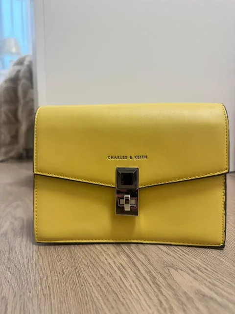 Сумка клатч б/у - Кардиган в Уфа