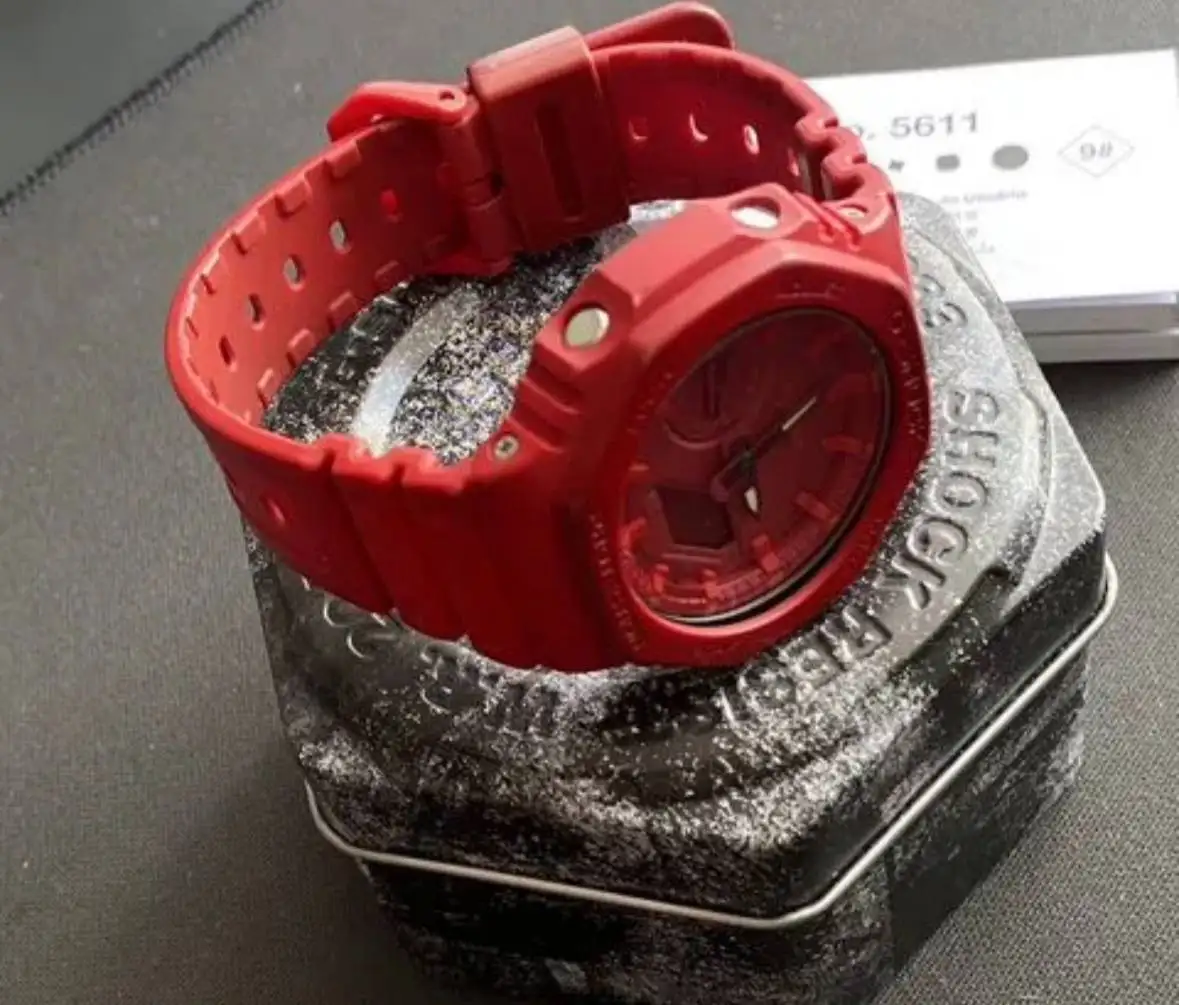 Мужские часы Casio G-Shock красного цвета - Часы (Барахолка) в Уфа