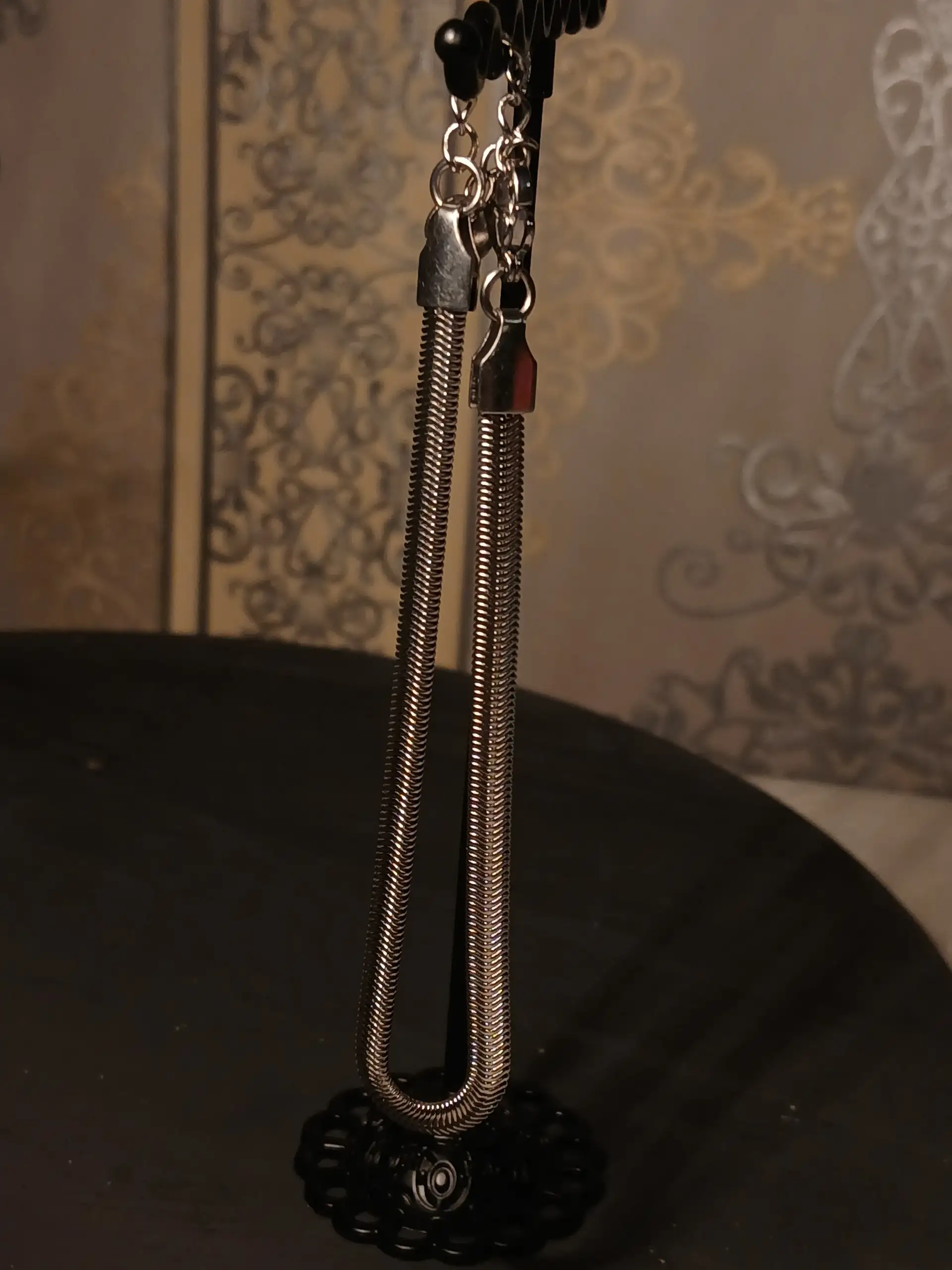 Бижутерия к 8 марта - Украшения (Барахолка) в Уфа