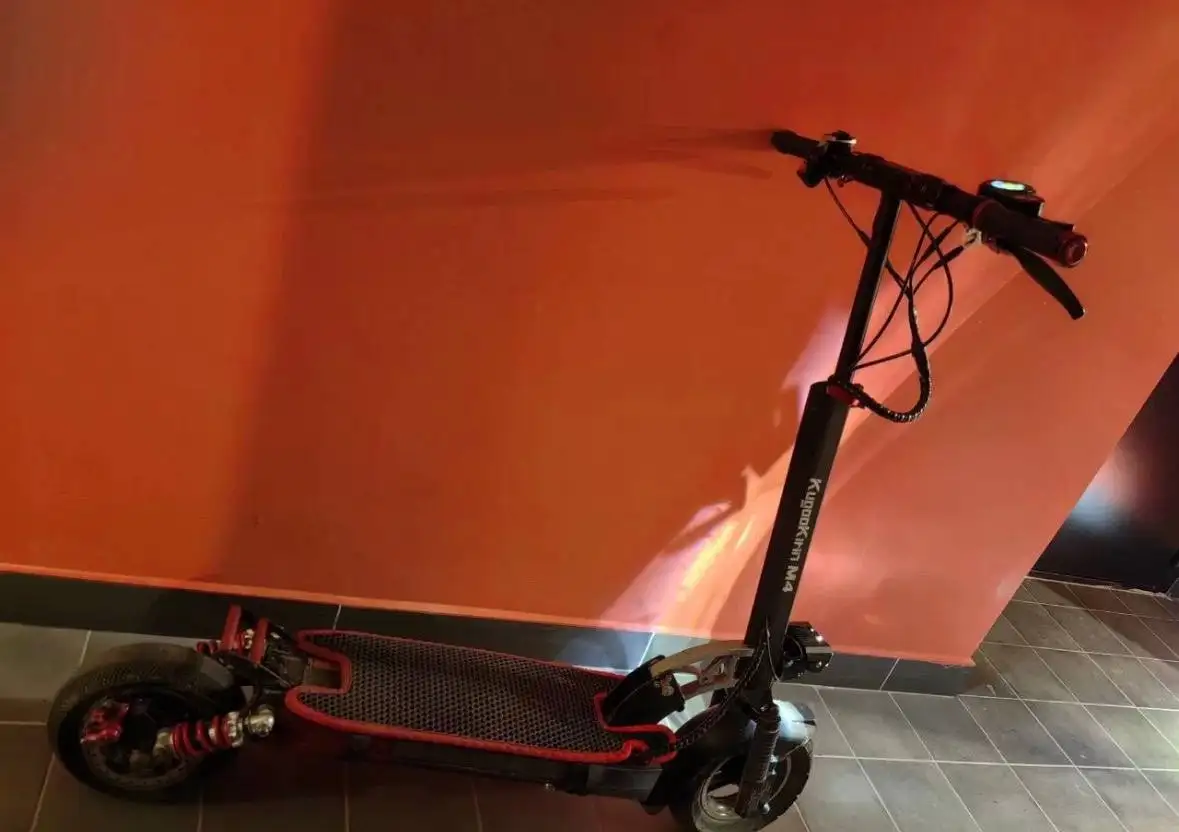 Продам электросамокат Kugo M4 - Электросамокат (Электроника) в Уфа