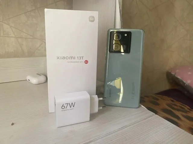 Смартфон Xiaomi 13T 8/256 ГБ в идеальном состоянии - Фотоаппараты в Уфа
