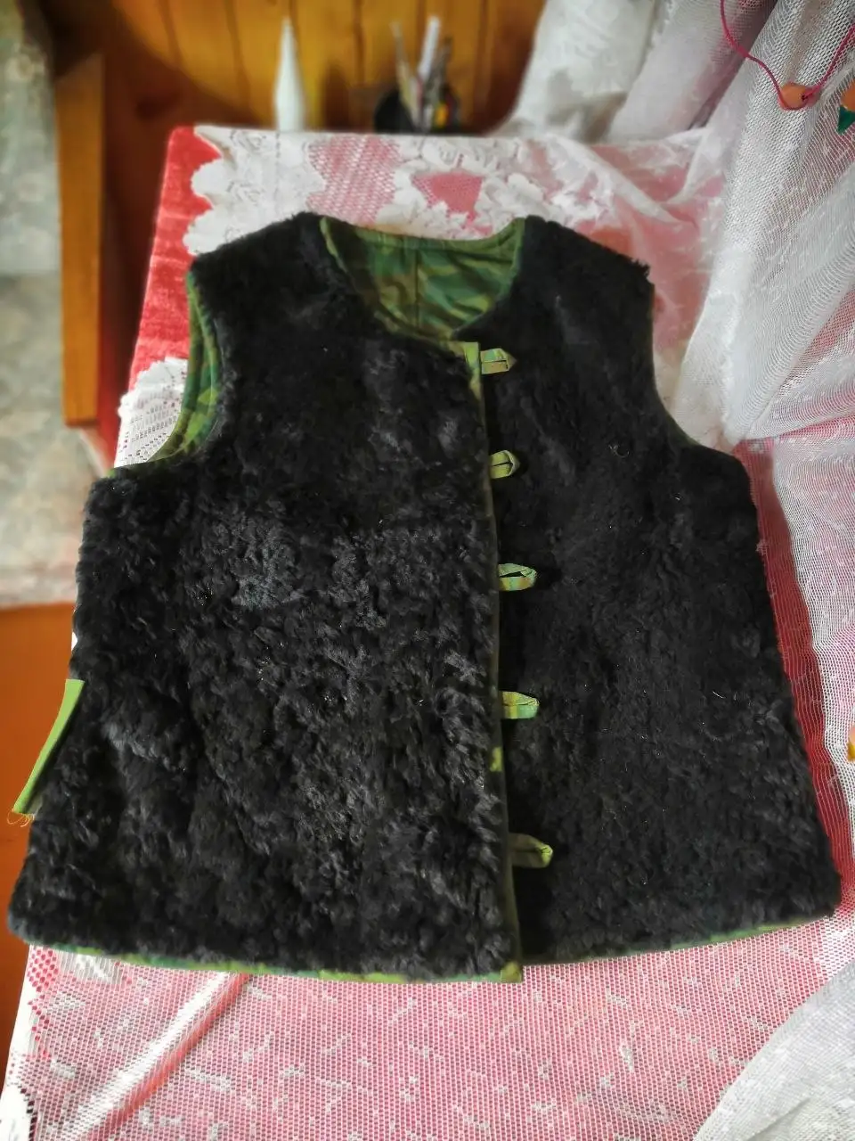 Армейская жилетка с натуральным мехом - Верхняя одежда (Одежда) в Уфа