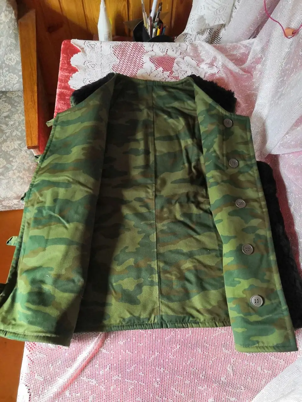 Армейская жилетка с натуральным мехом - Верхняя одежда (Одежда) в Уфа