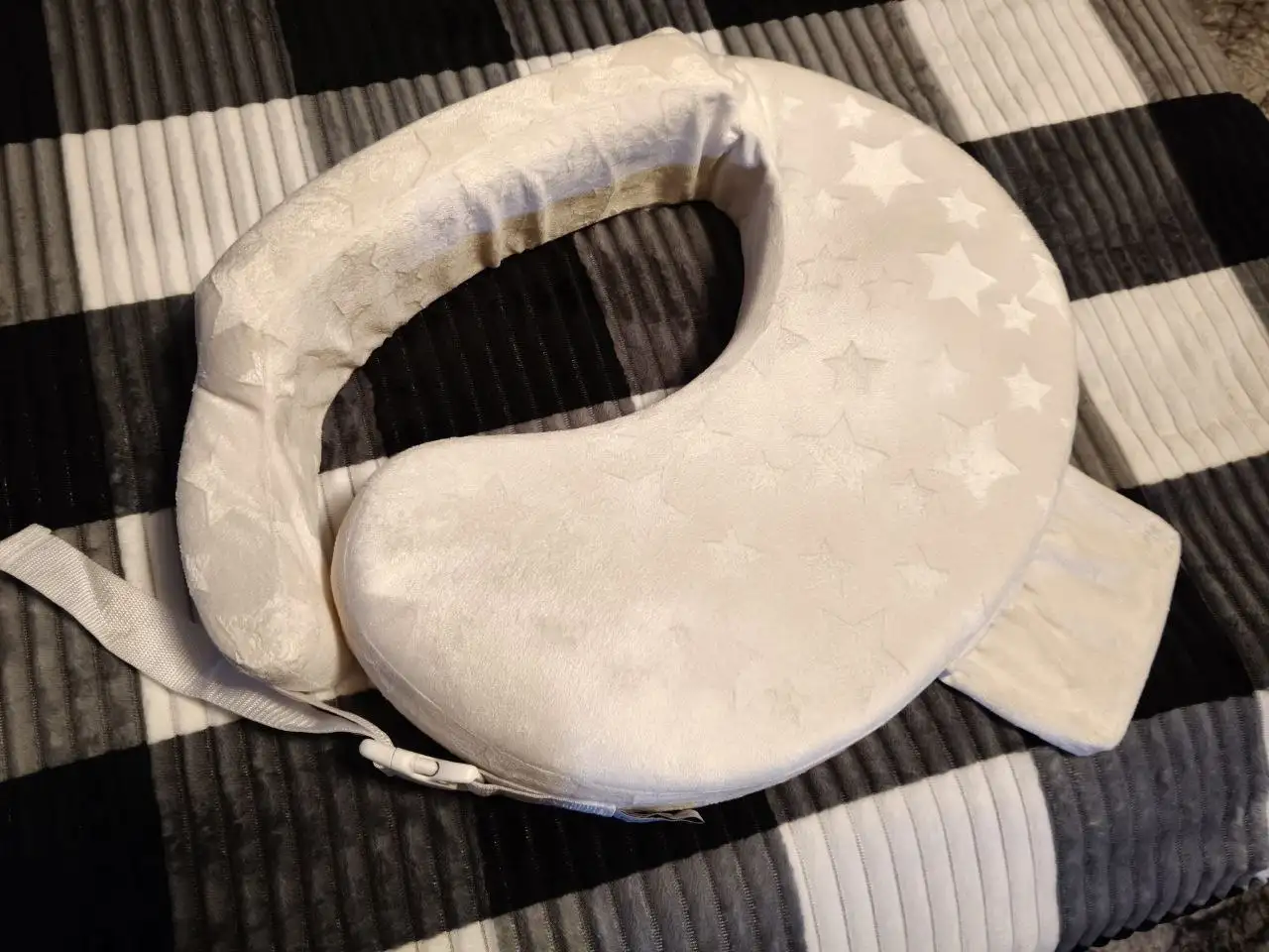 Подушка для кормления - Аксессуары для кормления (Товары для детей) в Уфа