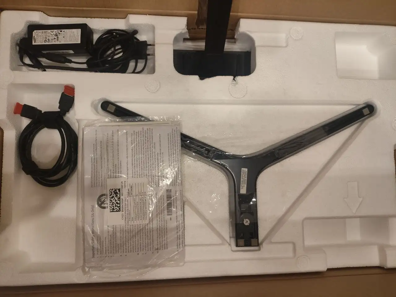 Монитор Samsung 27 дюймов, FullHD, 72 Гц - Мониторы (Электроника) в Уфа