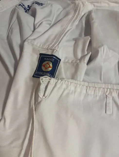 Продам кимано идеальное состояние - Верхняя одежда и аксессуары в Уфа