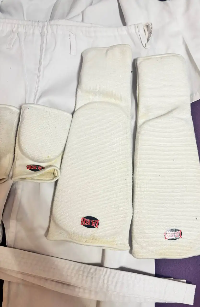 Продам кимано идеальное состояние - Спортивная одежда (Одежда) в Уфа