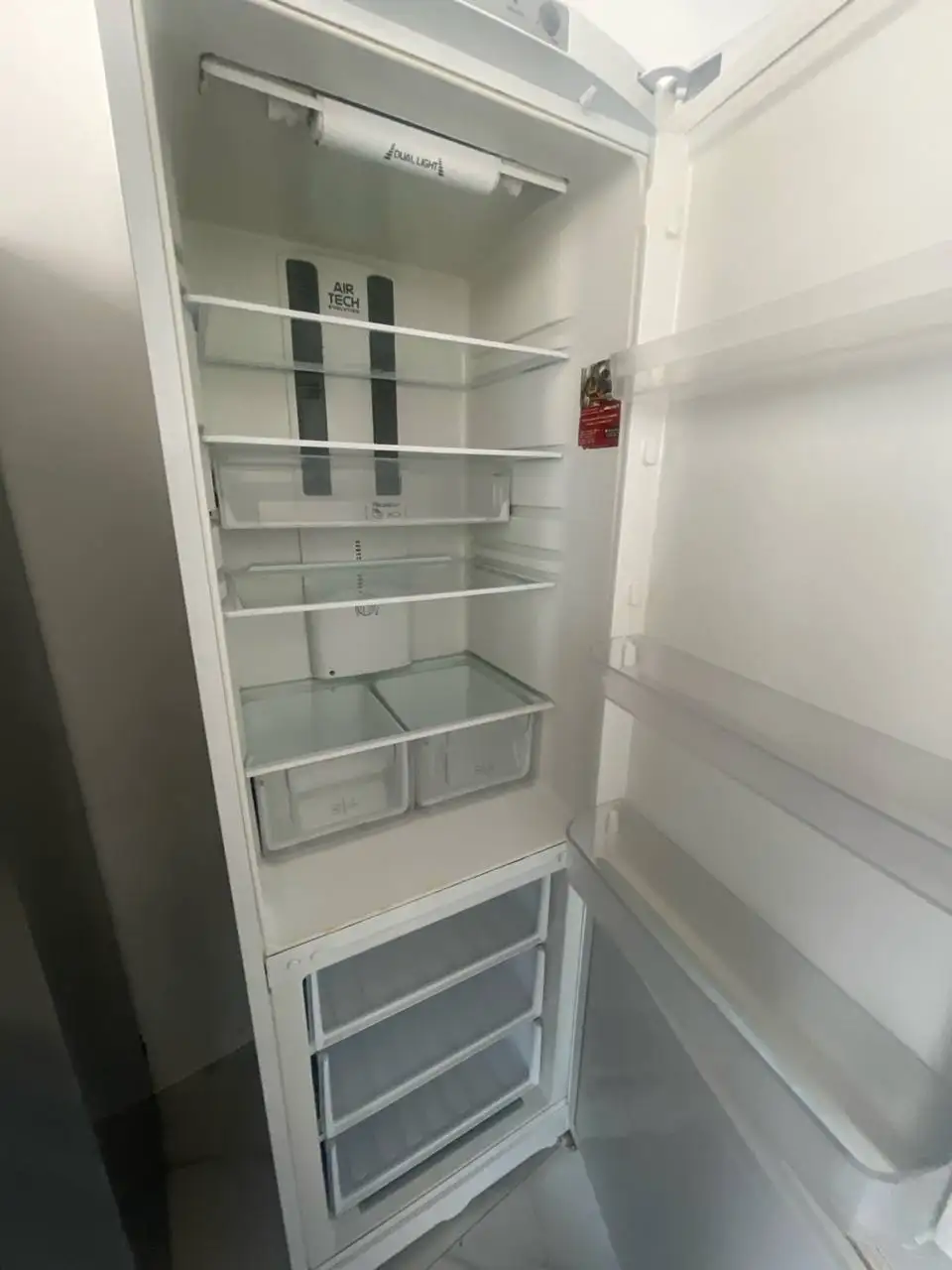 Холодильник Hotpoint Aristone б/у - Холодильники (Барахолка) в Уфа