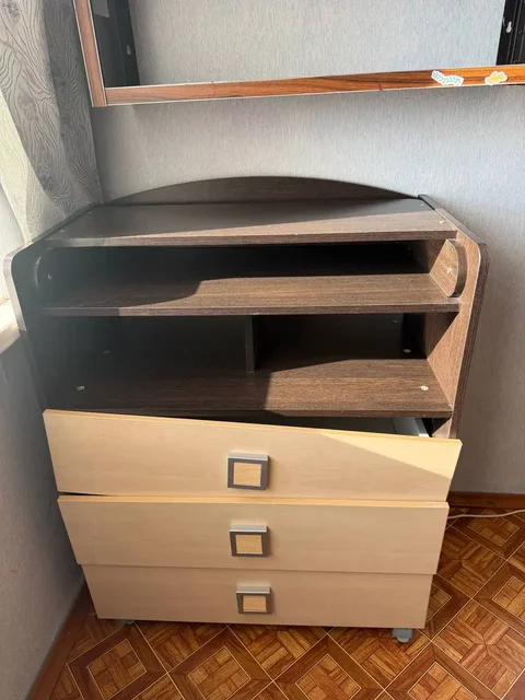 Мебель для дома: журнальный столик, кресло, компьютерный и пеленальный столы - Барахолка в Уфа