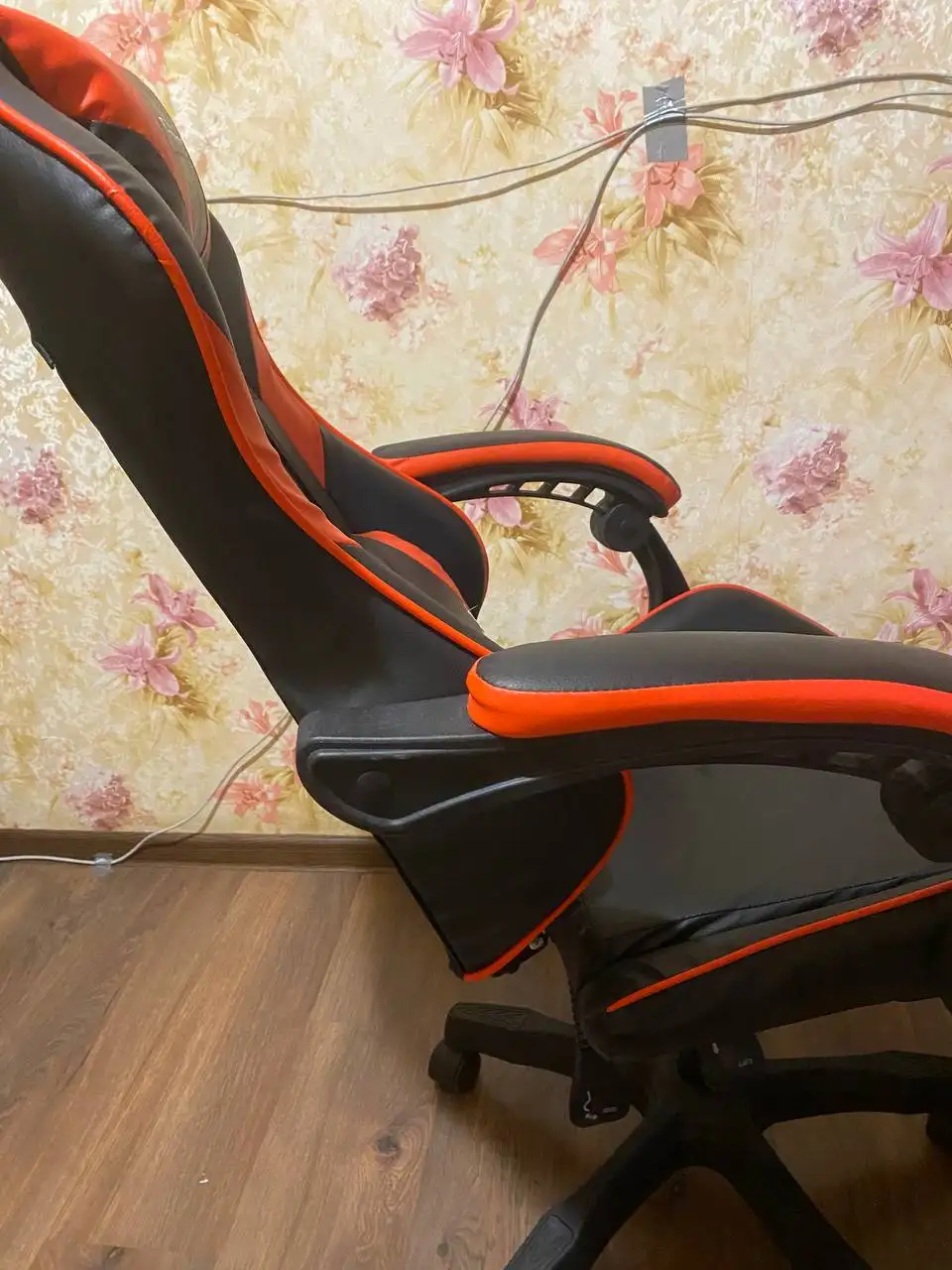 Продам игровое кресло Defender - Барахолка в Уфа