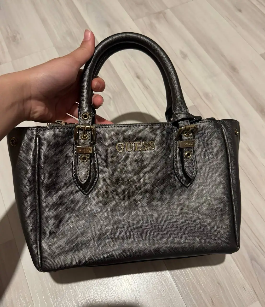 Сумка Guess оригинал с пыльником - Сумки и аксессуары (Одежда) в Уфа