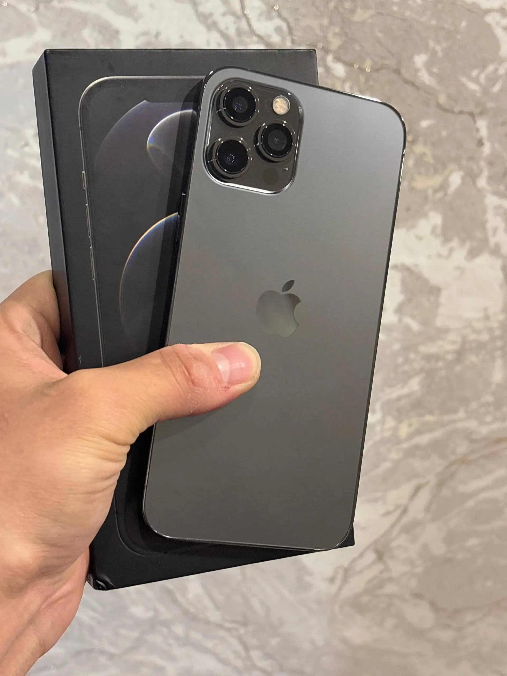 Продажа iPhone 12 Pro Max и 13 Pro Max - Смартфоны и телефоны (Электроника) в Уфа