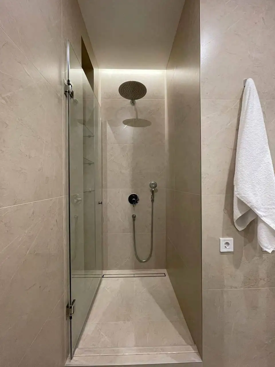 Сдам 1-комнатную квартиру посуточно возле ГД - Аренда посуточно (Недвижимость) в Уфа