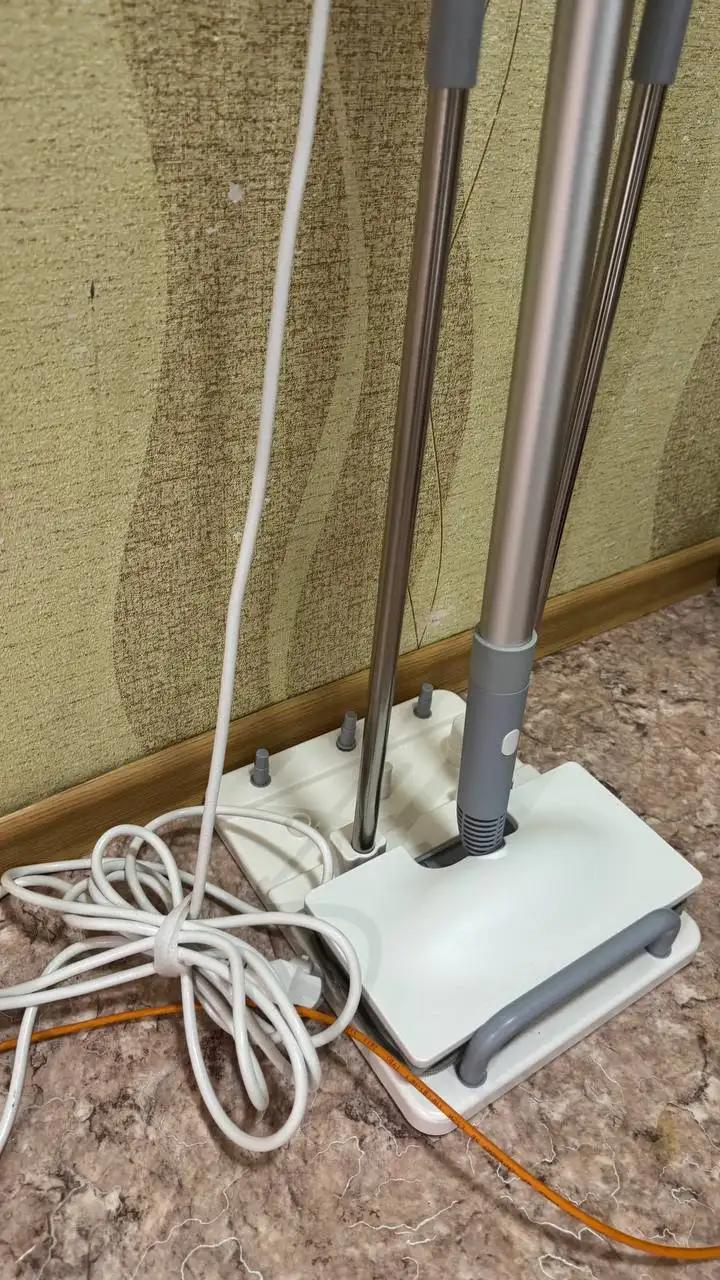 Паровая швабра с чистыми насадками - Бытовая техника (Для дома и дачи) в Уфа