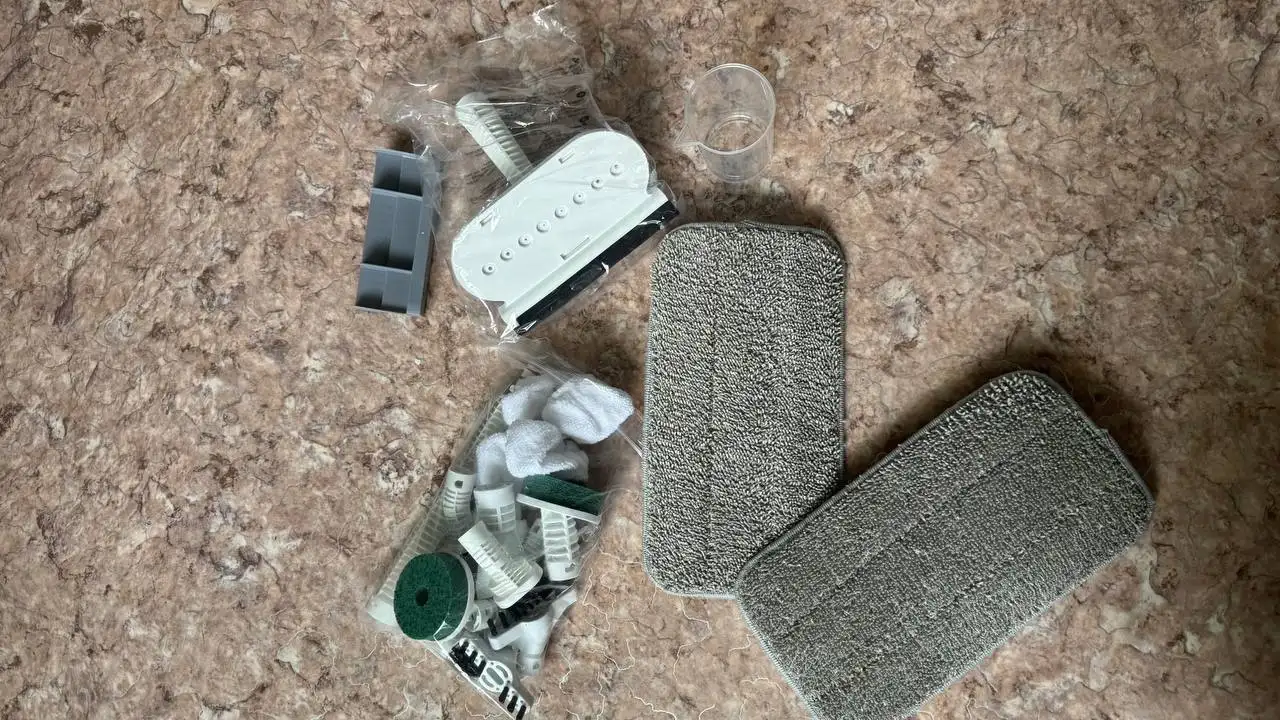 Паровая швабра с чистыми насадками - Бытовая техника (Для дома и дачи) в Уфа