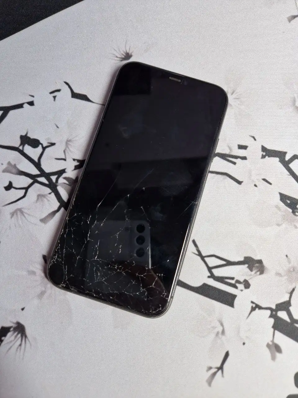 Продам iPhone 11 64 ГБ - Смартфоны (Электроника) в Уфа