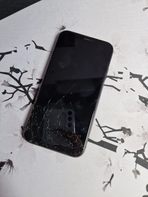 Продам iPhone 11 64 ГБ - частное объявление в Уфа