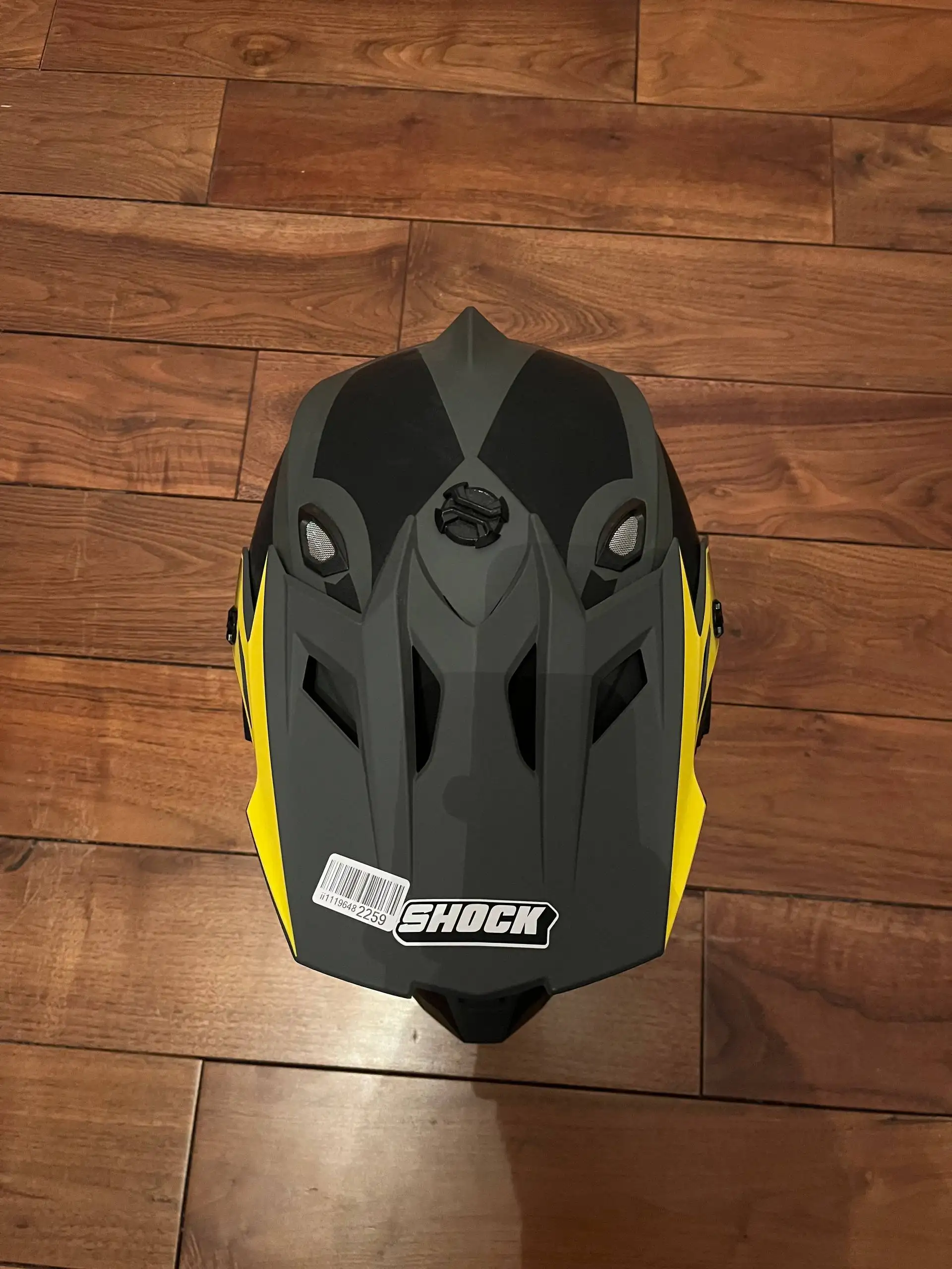 Продам новый шлем shock размер 2xl - Спортивные товары (Барахолка) в Уфа