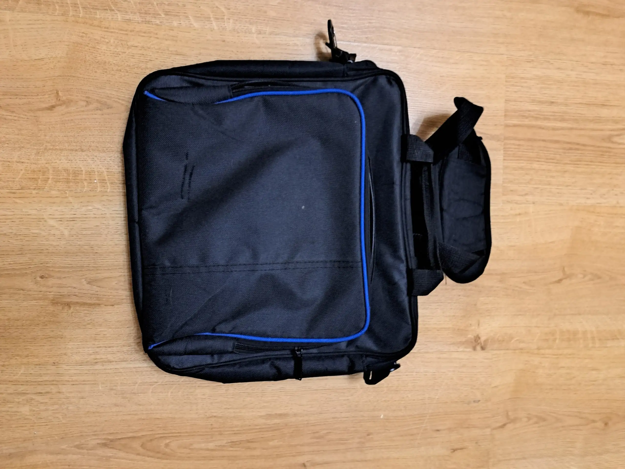 Продажа PS4 Slim 1TB - Игровые приставки (Электроника) в Уфа