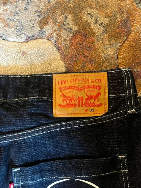 Продам оригинальные джинсы Versace, Levi's, Massimo Dutti - частное объявление в Уфа