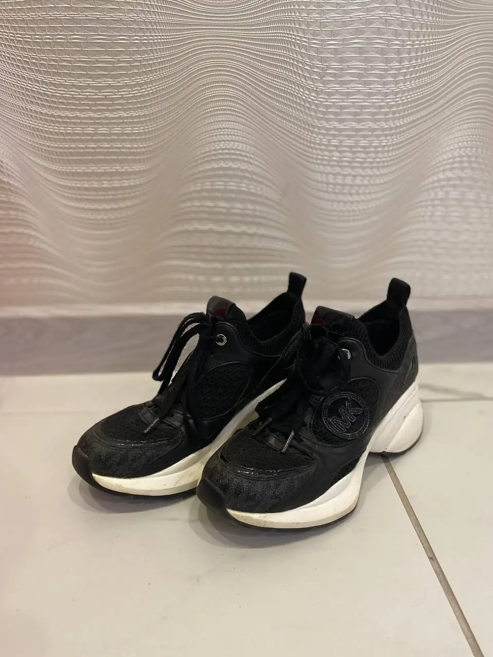 Продам женские кроссовки Michael Kors - Обувь (Одежда) в Уфа