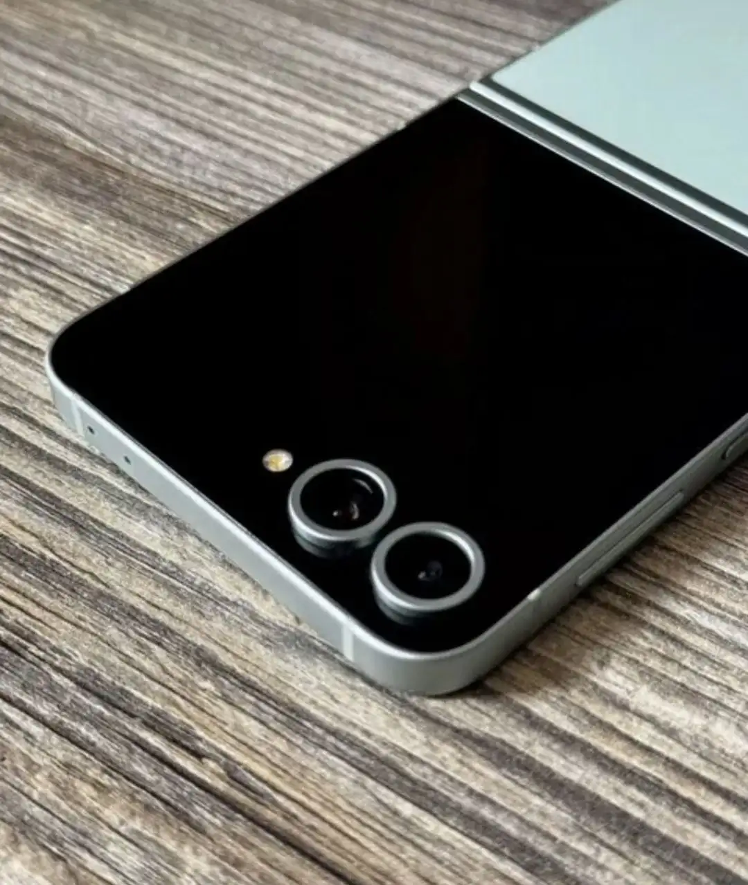 Samsung Galaxy Z Flip 6 - Смартфоны (Электроника) в Уфа